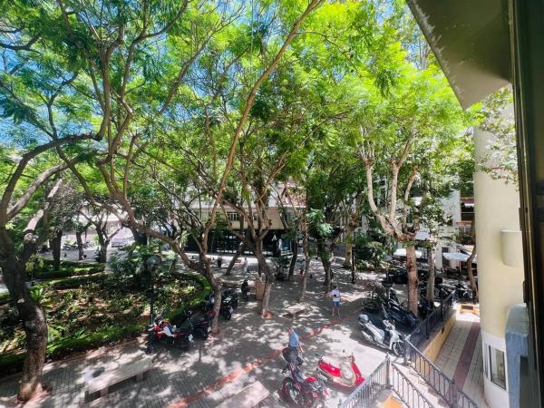 Piso en plaza del Delfín, 5