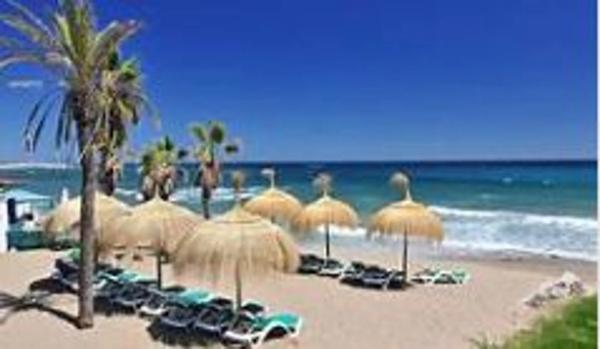 Piso en Av General Lopez Dominguez, 12