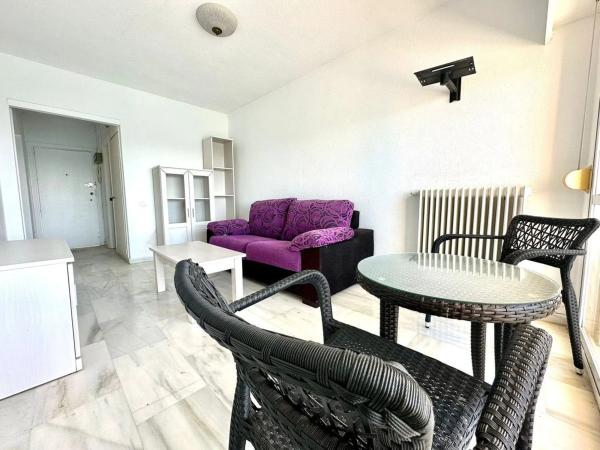 Estudio en calle Camilo José Cela