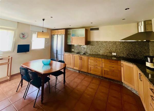 Casa independiente en calle Carmen Montiel, 10