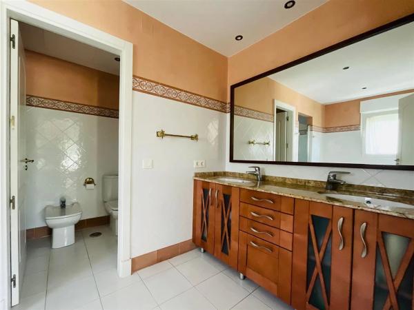 Casa independiente en calle Carmen Montiel, 10