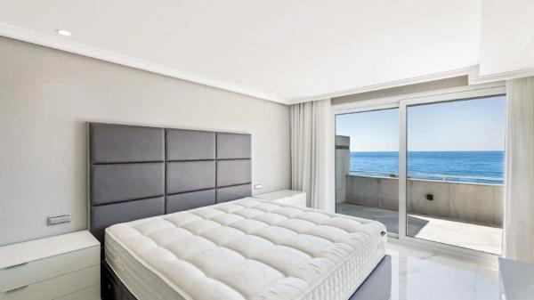 Piso en calle Camilo José Cela, 19