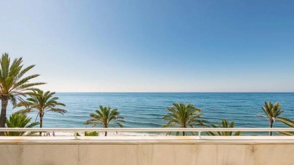 Piso en calle Camilo José Cela, 19