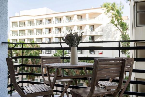 Piso en calle Mediterráneo, 1