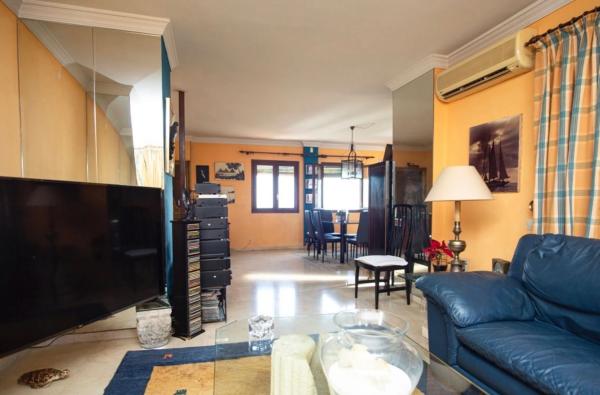 Chalet adosado en Urbanización las Cancelas, 120