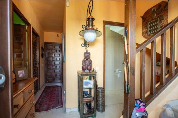 Chalet adosado en Urbanización las Cancelas, 120