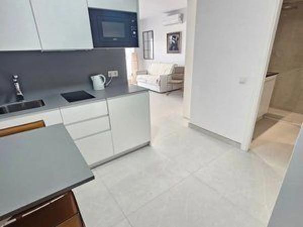 Estudio en calle Roy Boston, 3