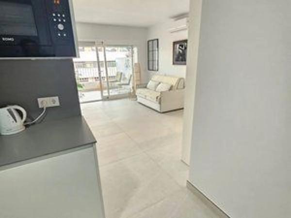 Estudio en calle Roy Boston, 3