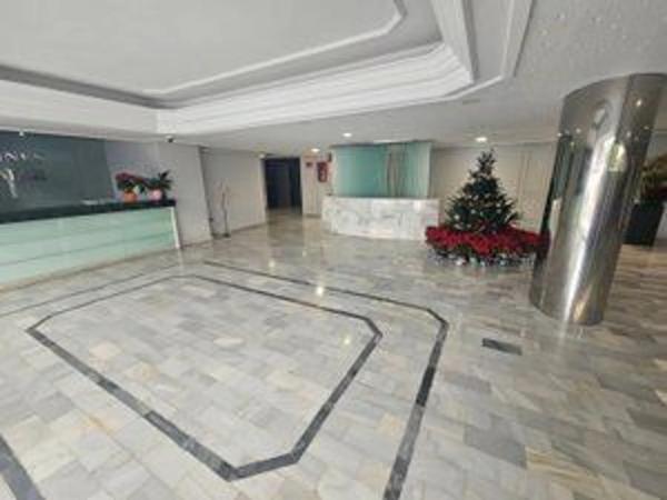 Estudio en calle Roy Boston, 3