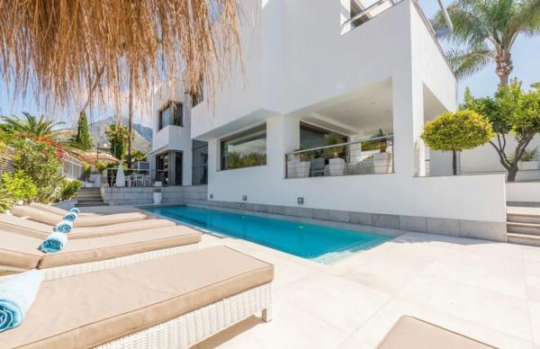 Chalet en calle Benaojan