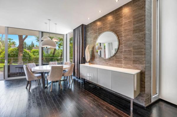 Chalet adosado en calle Verdi, 38