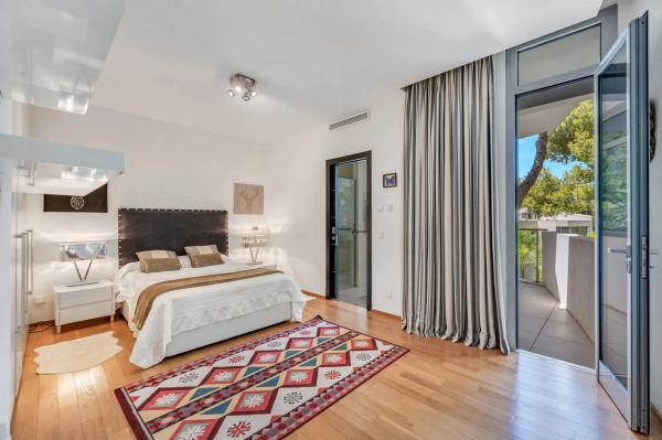 Chalet adosado en calle Verdi, 38