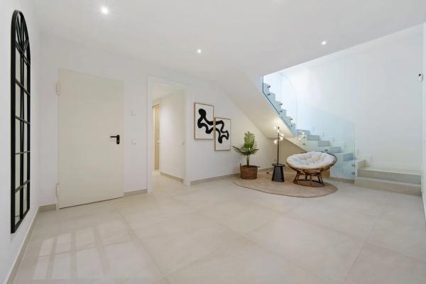 Casa independiente en calle Santillana del Mar, 19