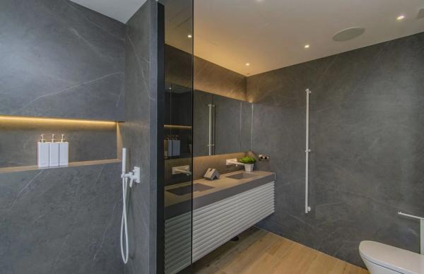 Chalet adosado en ኡርባኒሳሲኦን ፑኤንቴ ሮማኖ