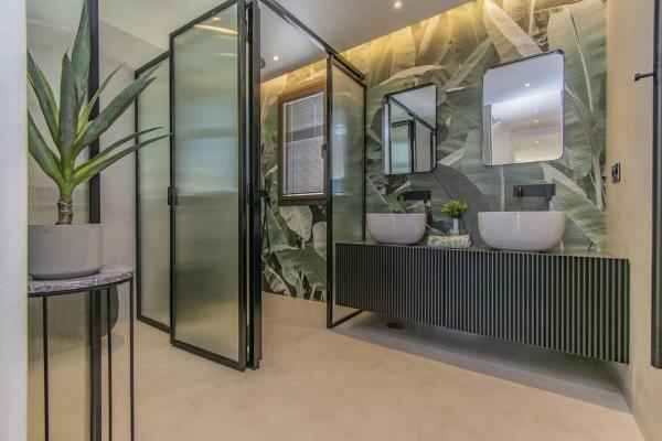 Chalet adosado en ኡርባኒሳሲኦን ፑኤንቴ ሮማኖ