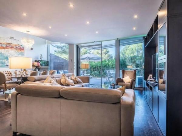 Chalet adosado en calle Rossini