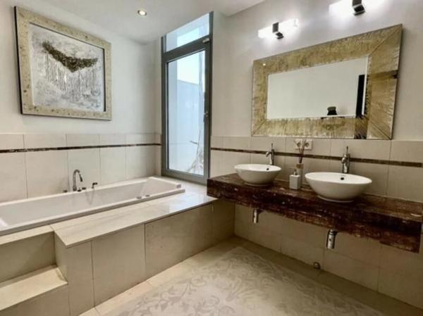 Chalet adosado en calle Verdi