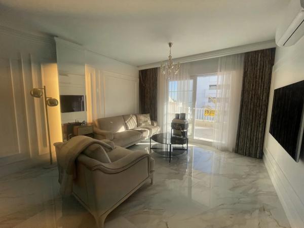 Piso en calle Cecilia Böhl de Faber