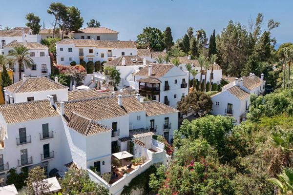 Chalet adosado en Lomas de Marbella Club Pueblo s/n