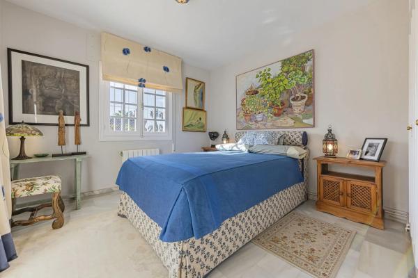 Casa independiente en calle Romero de Torres, 15