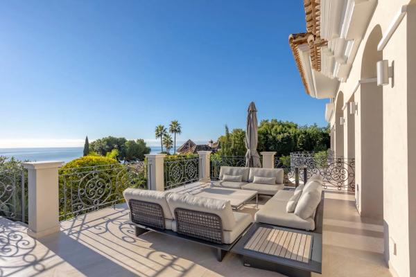 Casa independiente en calle Sierra Blanca