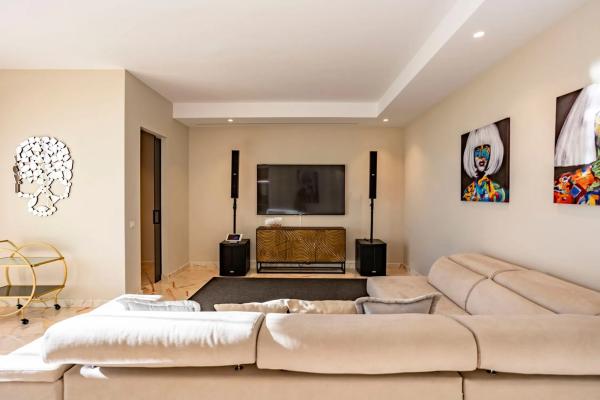 Casa independiente en calle Sierra Blanca