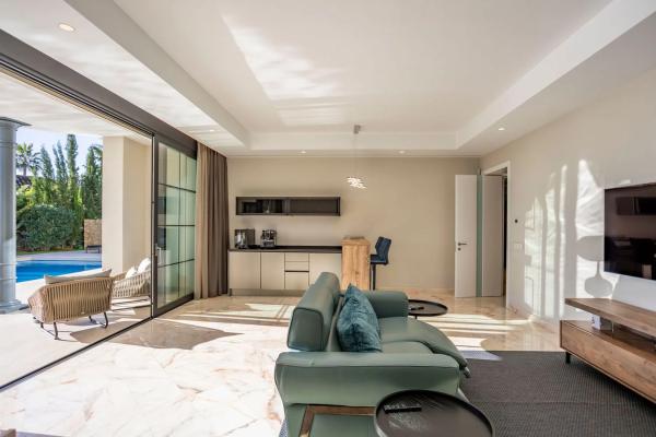 Casa independiente en calle Sierra Blanca