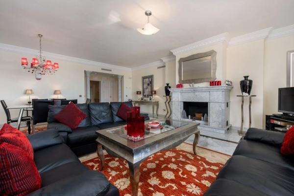 Piso en camino de Camoján, 6 -12