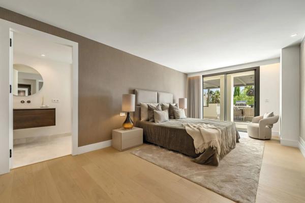 Casa independiente en calle Cartama, 68 -70