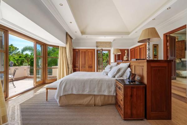 Casa independiente en Urbanización Lomas de Marbella Club