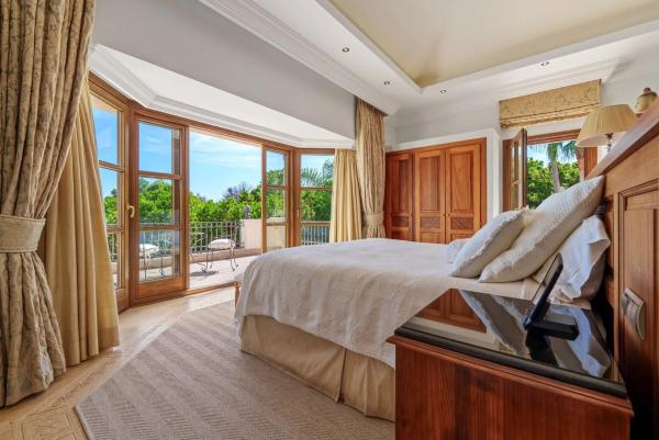 Casa independiente en Urbanización Lomas de Marbella Club