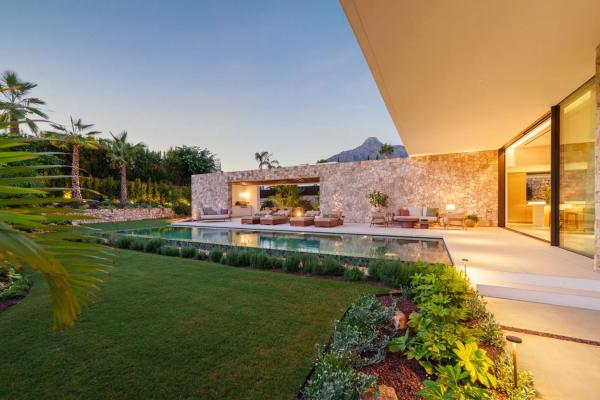 Casa independiente en calle Sierra Nevada