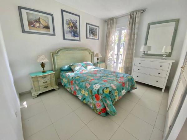 Piso en avenida Piedramar, 11