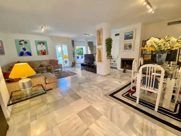 Piso en avenida Piedramar, 11