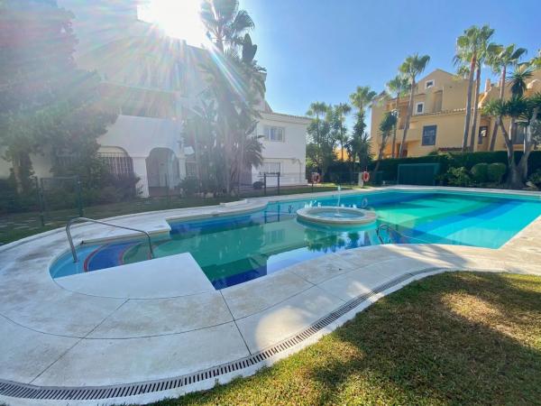 Piso en avenida Piedramar, 11