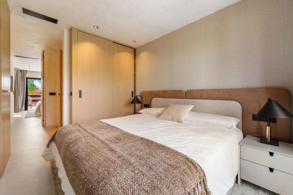 Chalet adosado en Pintor Francisco Iturrino, 3