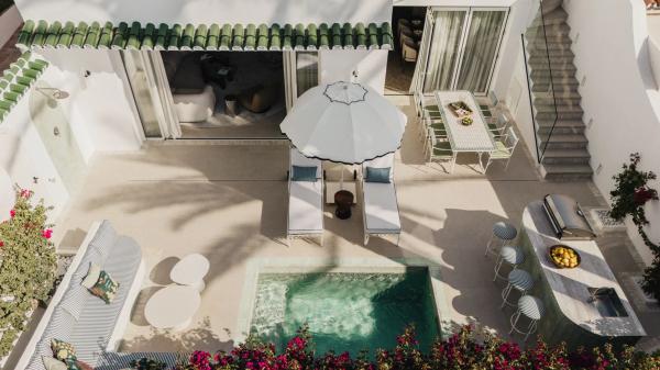 Chalet pareado en Urbanización Oasis Club s/n