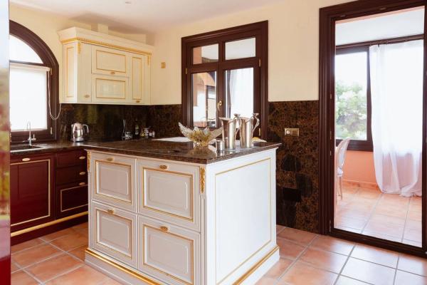 Casa independiente en calle Granados, 6