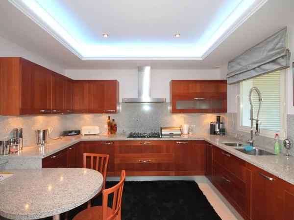 Piso en la trinidad, 8