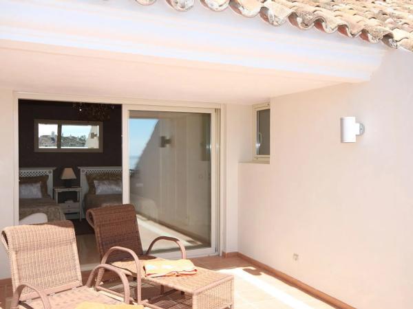 Piso en la trinidad, 8