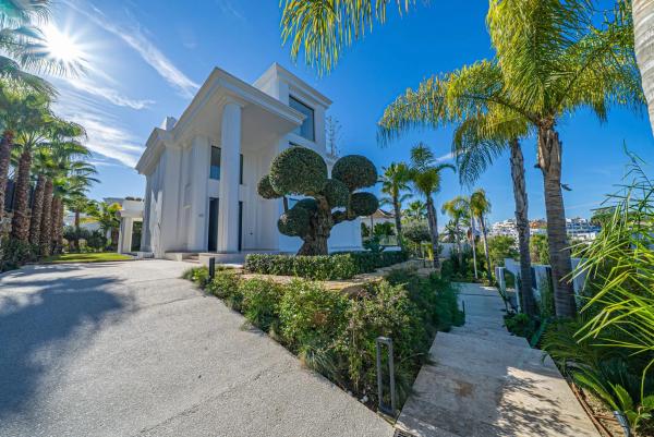 Chalet en calle Sierra Bermeja