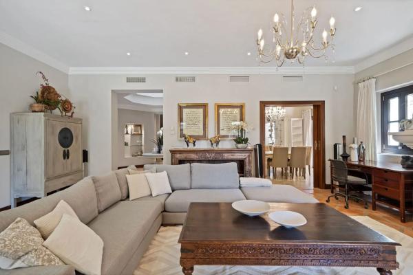 Casa independiente en calle Montemayor