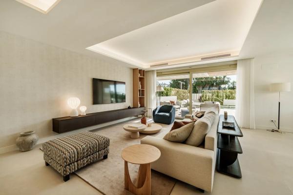 Dúplex en Urb. Lomas de Río Verde, 9