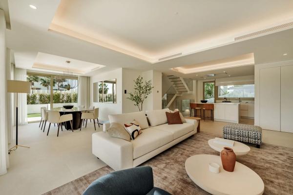 Dúplex en Urb. Lomas de Río Verde, 9