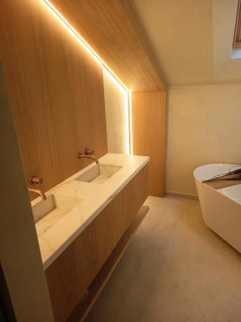 Chalet adosado en calle Cecilia Böhl de Faber