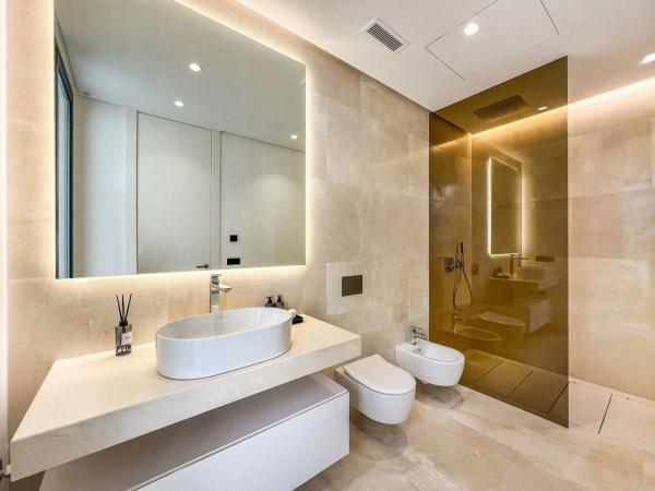 Casa independiente en Las Lomas de Marbella Club (investhome), Villa 2, C/Sierra Bermeja, Golden Mile, Marbella s/n