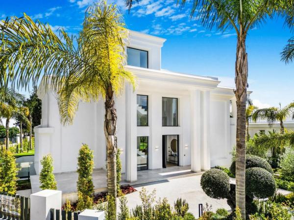 Casa independiente en Las Lomas de Marbella Club (investhome), Villa 2, C/Sierra Bermeja, Golden Mile, Marbella s/n