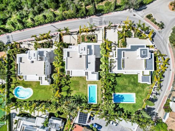 Casa independiente en Las Lomas de Marbella Club (investhome), Villa 2, C/Sierra Bermeja, Golden Mile, Marbella s/n