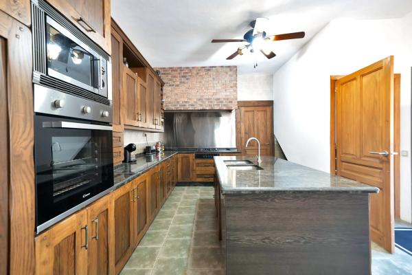 Casa independiente en Vía