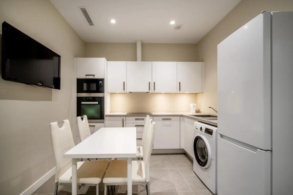 Casa independiente en calle Liszt